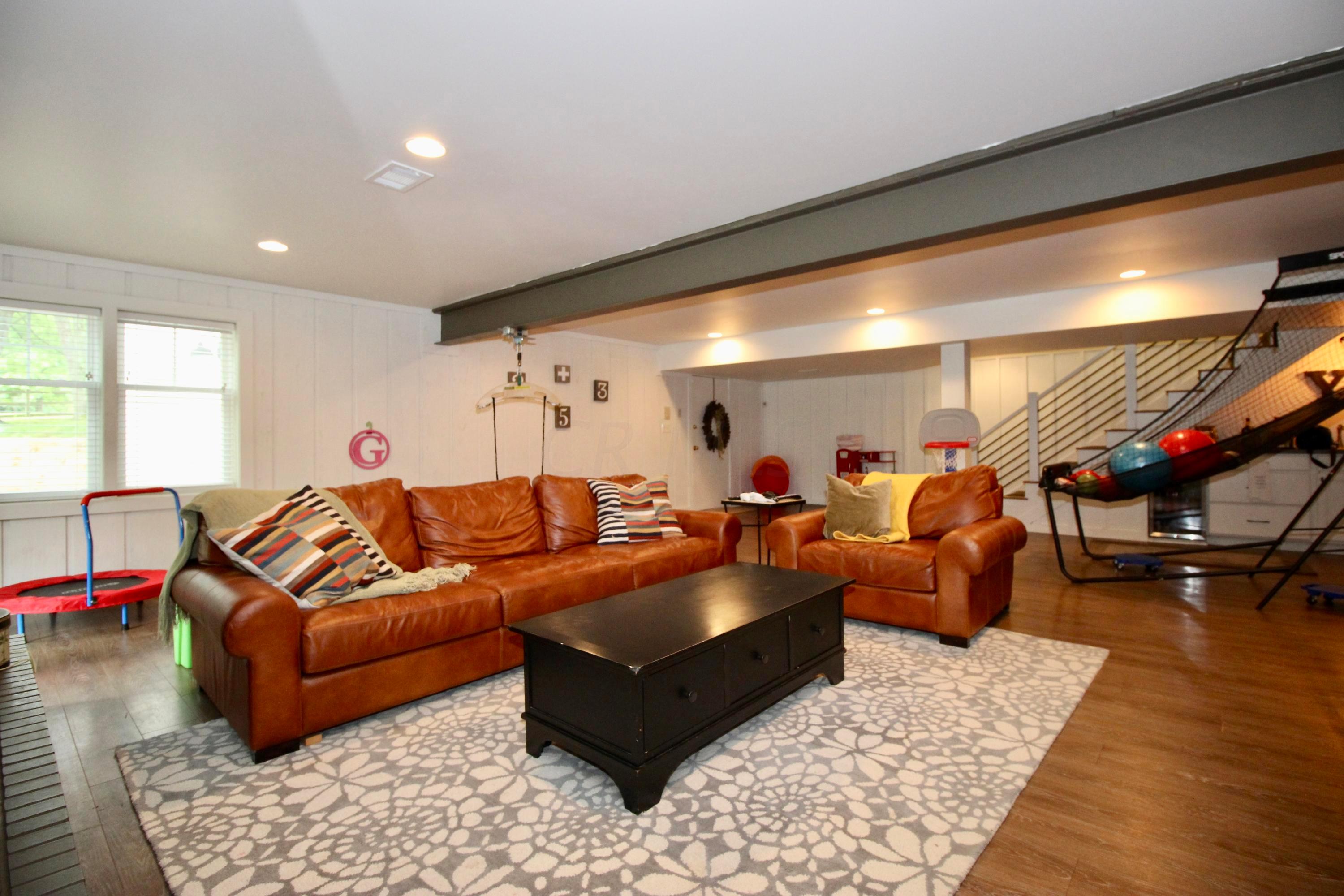1801 Carriage Road Powell, OH 43065 - Photo 25 of 33 Gallery Image 25
