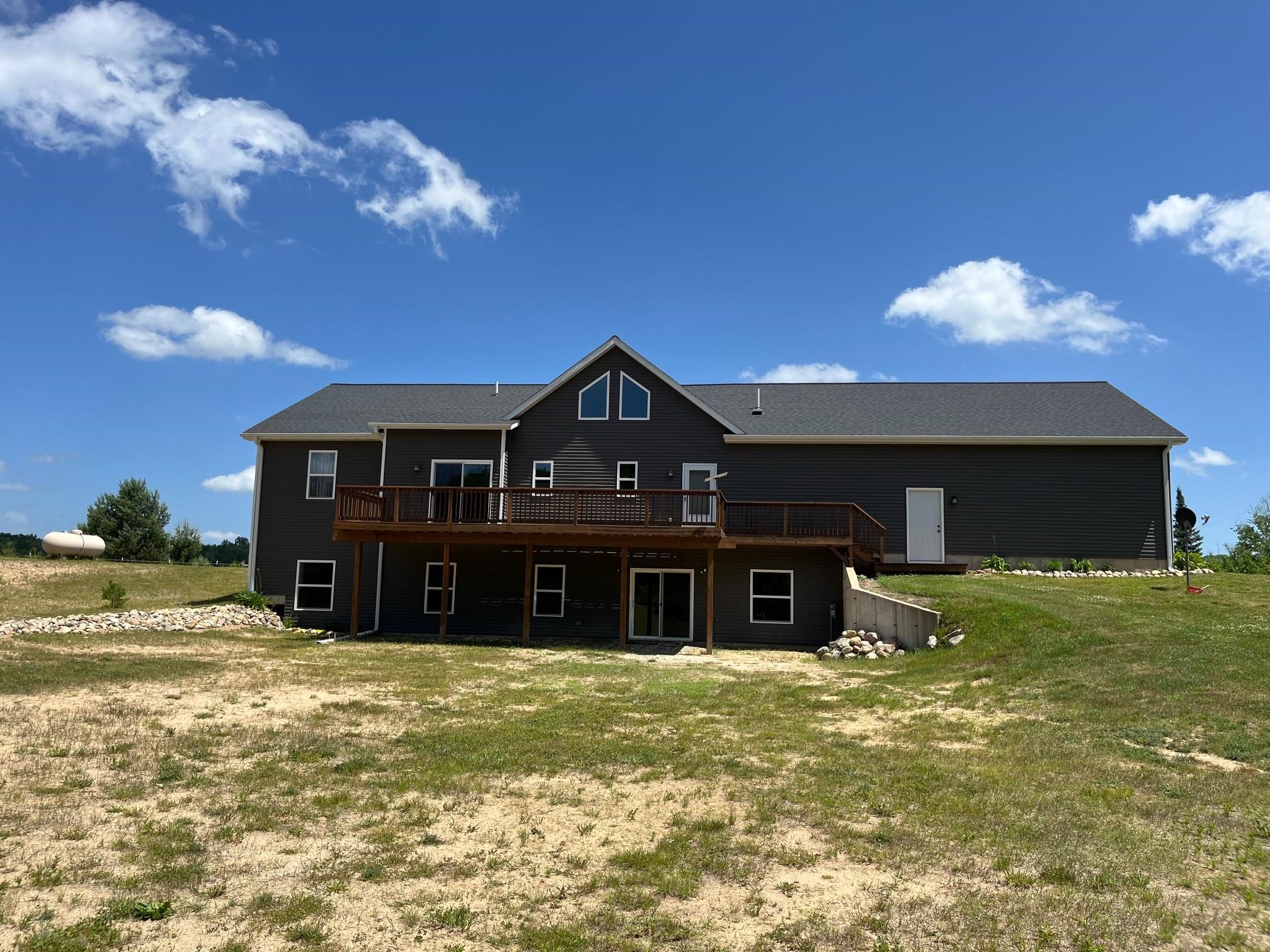 3762 South 31 Road Cadillac, MI 49601 - Photo 2 of 22 1935502-9ac91713-2573-46f9-a1c9-3123340b50fd.JPG