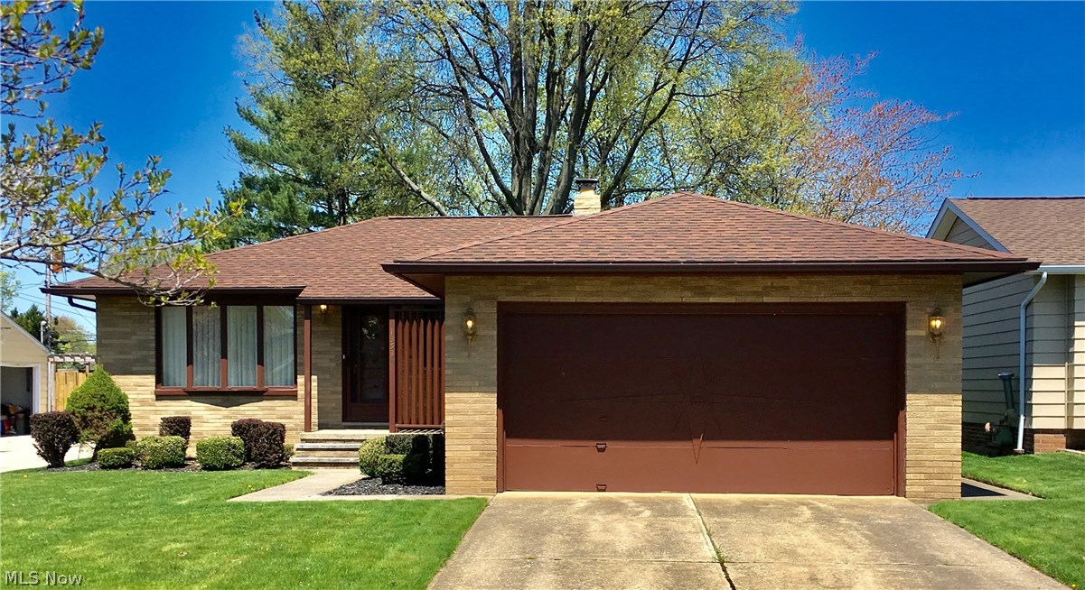13514 Sheldon Road Brook Park, OH 44142 - Photo 1 of 19 Gallery Image 1