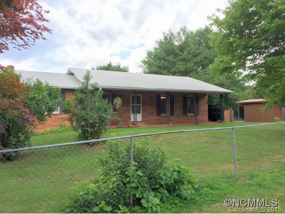 21 Smith Road Leicester, NC 28748 - Photo 2 of 21 Gallery Image 2