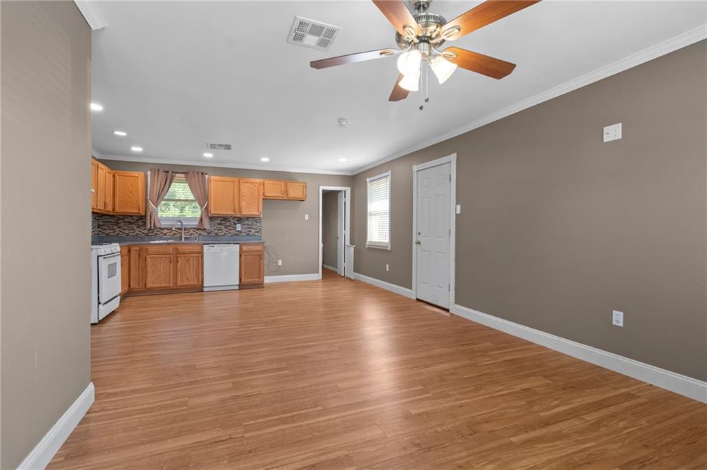 369 Pat Drive Avondale, LA 70094 - Photo 3 of 15