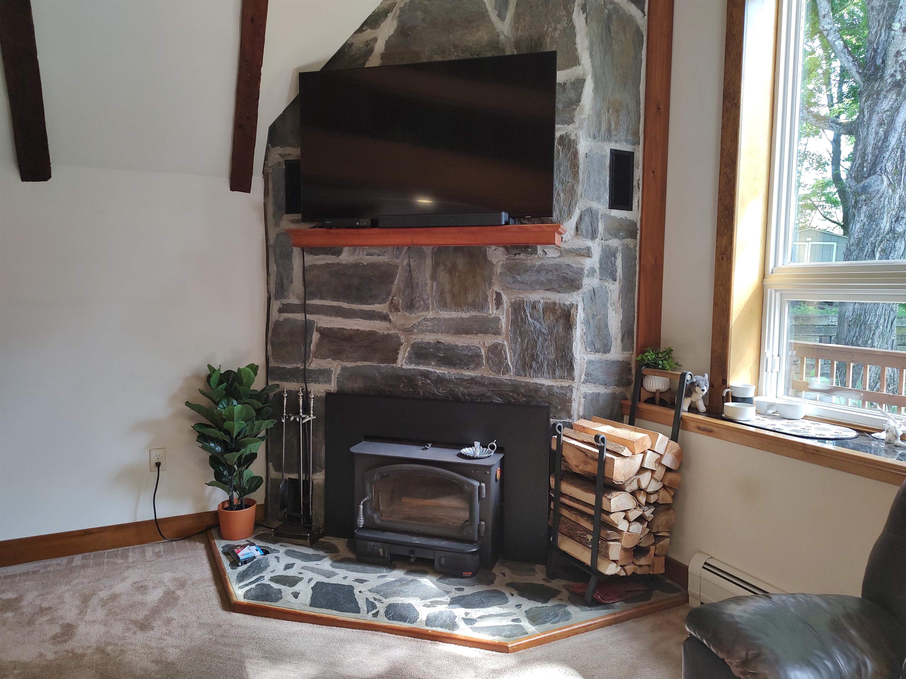 2534 Fish Hill Road Randolph, VT 05060 - Photo 10 of 40