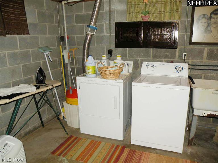 2574 Ridge Road Hinckley, OH 44233 - Photo 17 of 25
