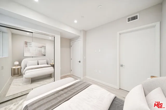 $4,611 | 1051 South Corning Street, Unit 103, Los Angeles, CA 90035