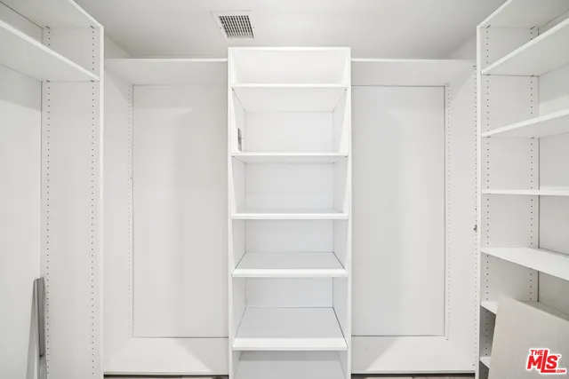 $4,611 | 1051 South Corning Street, Unit 103, Los Angeles, CA 90035