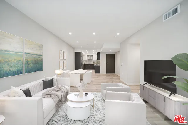 $4,611 | 1051 South Corning Street, Unit 103, Los Angeles, CA 90035