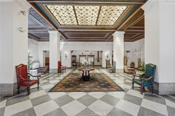 $306,500 | 315 West 3rd Street, Unit 410, Long Beach, CA 90802