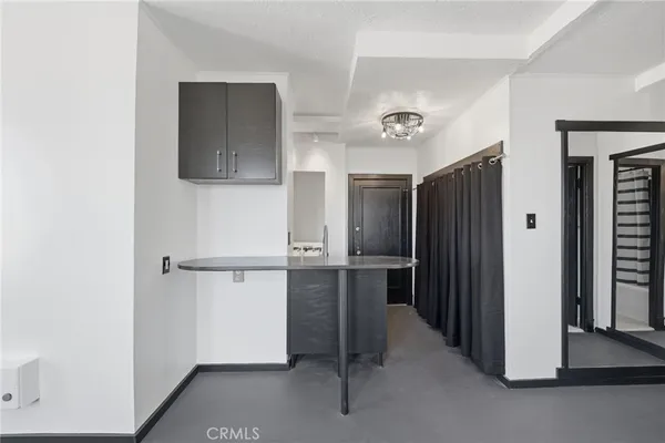 $306,500 | 315 West 3rd Street, Unit 410, Long Beach, CA 90802