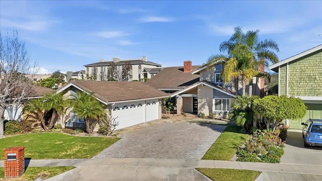 $2,350,000 | 18874 Mt Cimarron Street, Fountain Valley, CA 92708