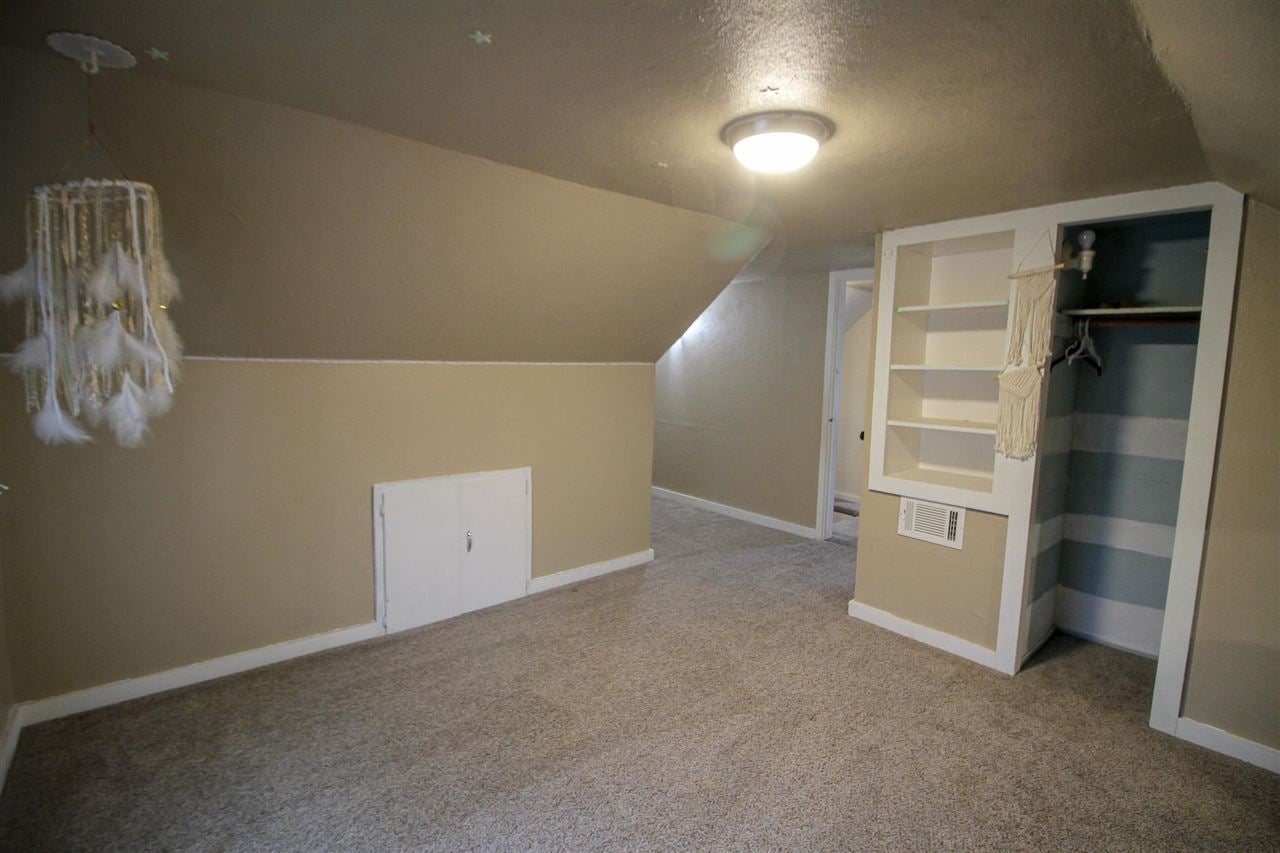 308 Water Street Center Point, IA 52213 - Photo 21 of 33 Gallery Image 21