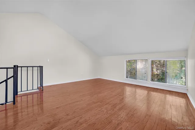 $374,999 | 132 Stonemeadow Drive, South Salem, NY 10590