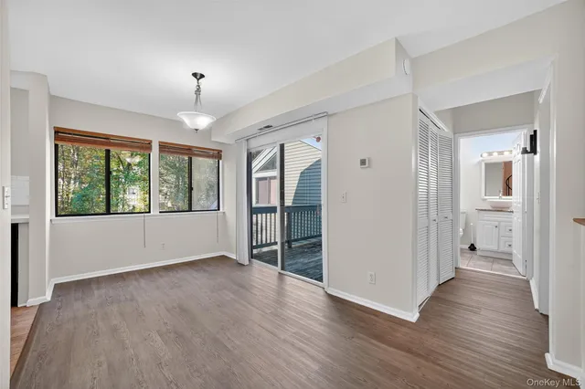 $374,999 | 132 Stonemeadow Drive, South Salem, NY 10590