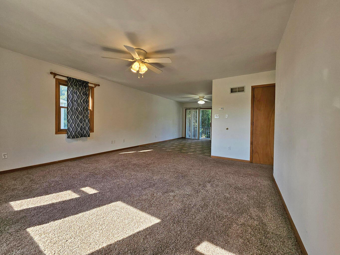 647 North Calumet Road Chesterton, IN 46304 - Photo 14 of 42 a view of entryway
