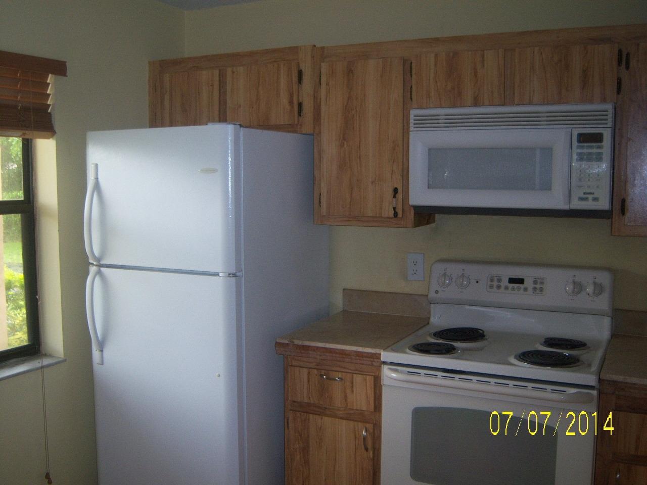 22136 Palms Way, Unit 102 Boca Raton, FL 33433 - Photo 3 of 12 Kitchen
