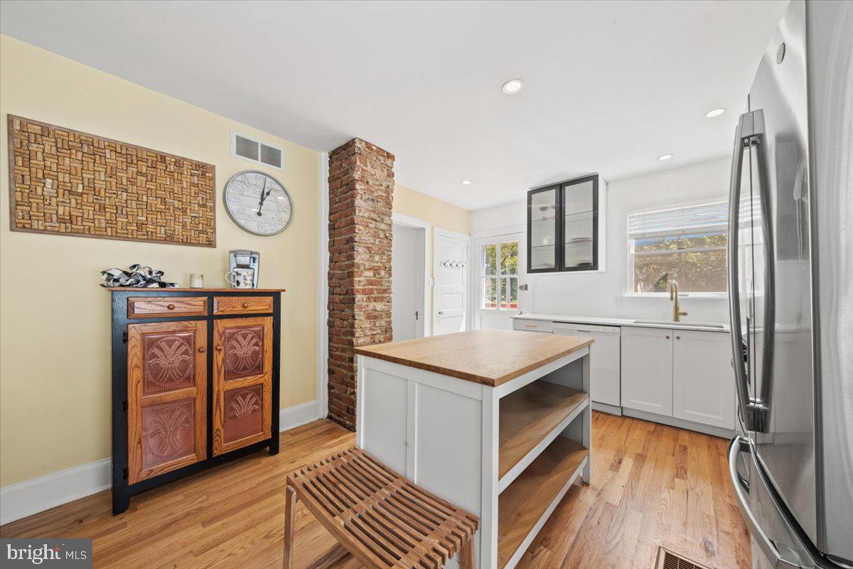 313 Fairview Avenue Moorestown, NJ 08057 - Photo 14 of 47 a kitchen with a sink and a stove top oven
