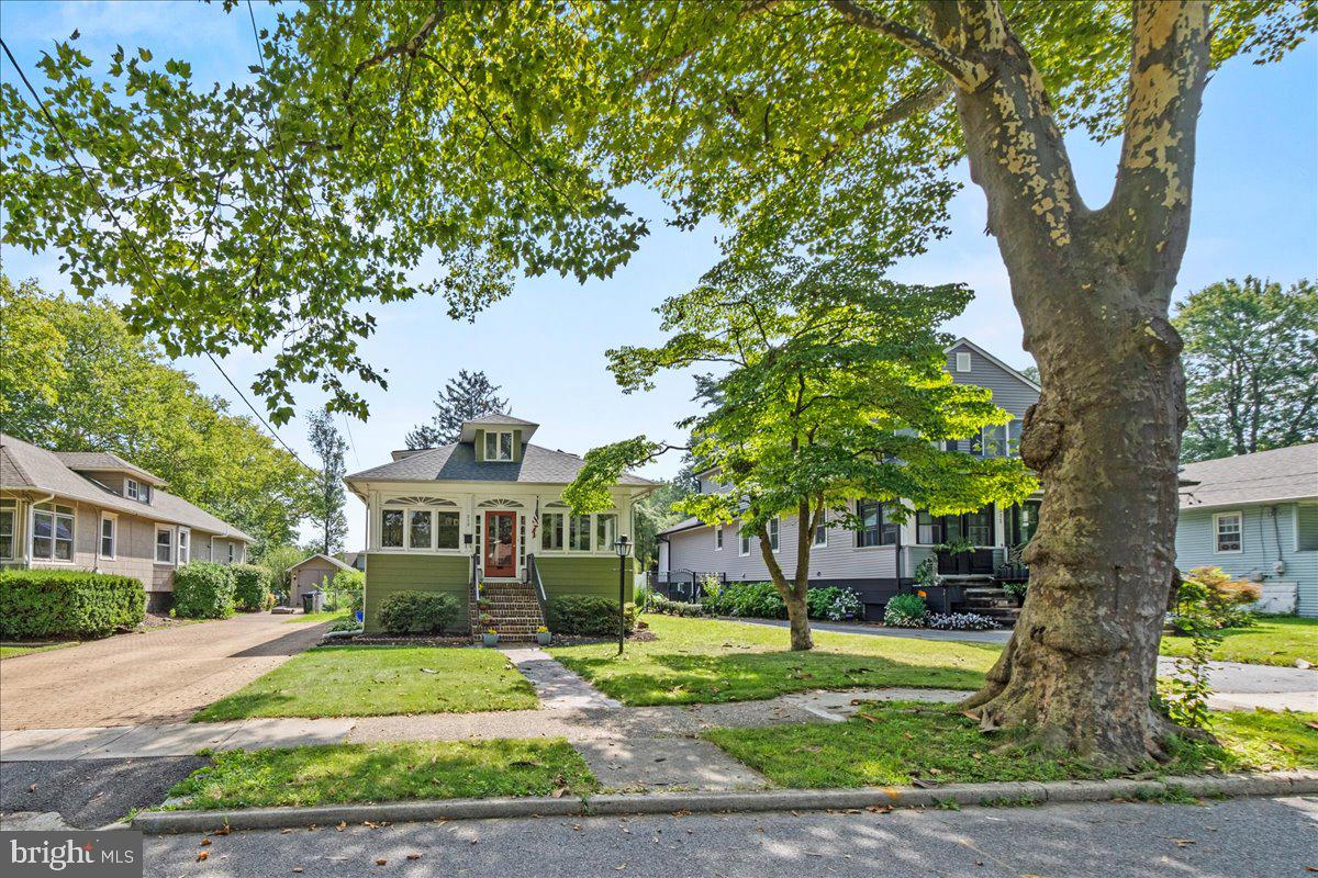 313 Fairview Avenue Moorestown, NJ 08057 - Photo 2 of 47 a front view of a house with a yard