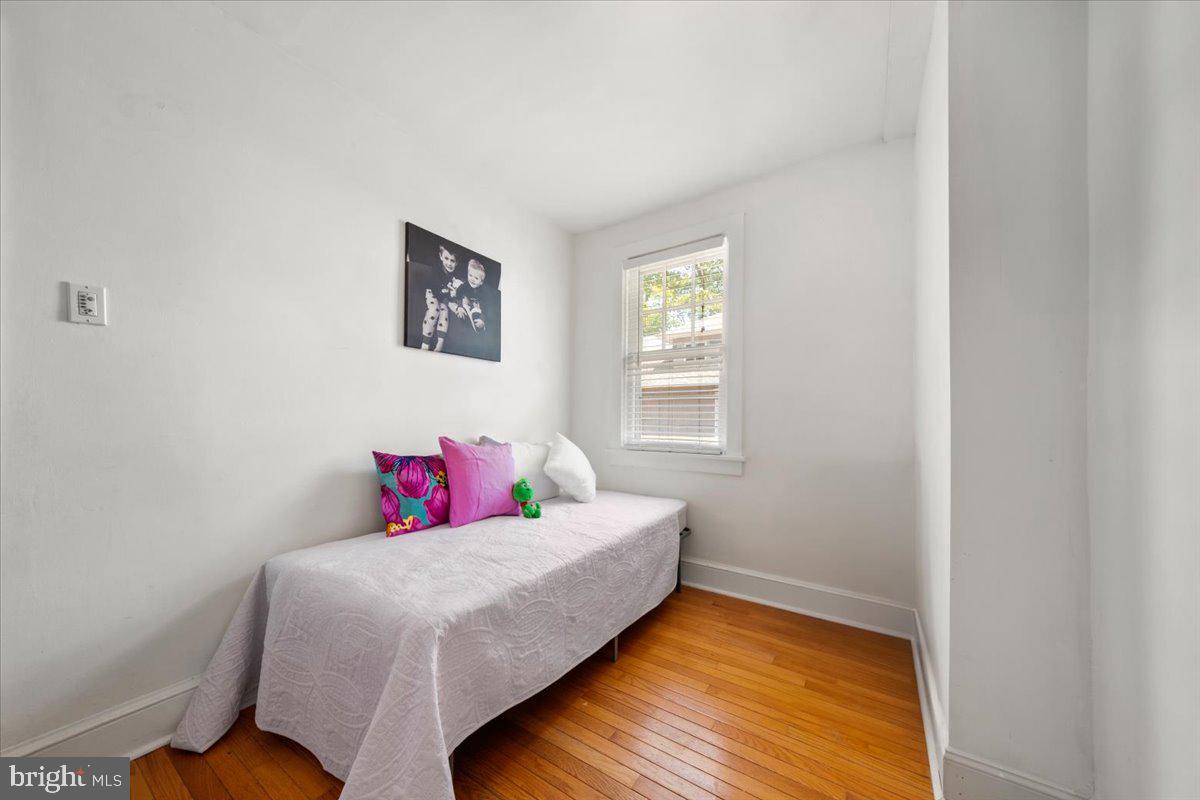 313 Fairview Avenue Moorestown, NJ 08057 - Photo 22 of 47 a bed room with a bed and a window