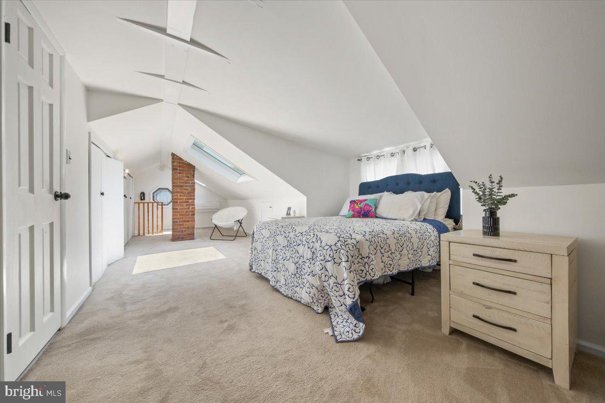 313 Fairview Avenue Moorestown, NJ 08057 - Photo 34 of 47 a bedroom with a bed and a cabinets