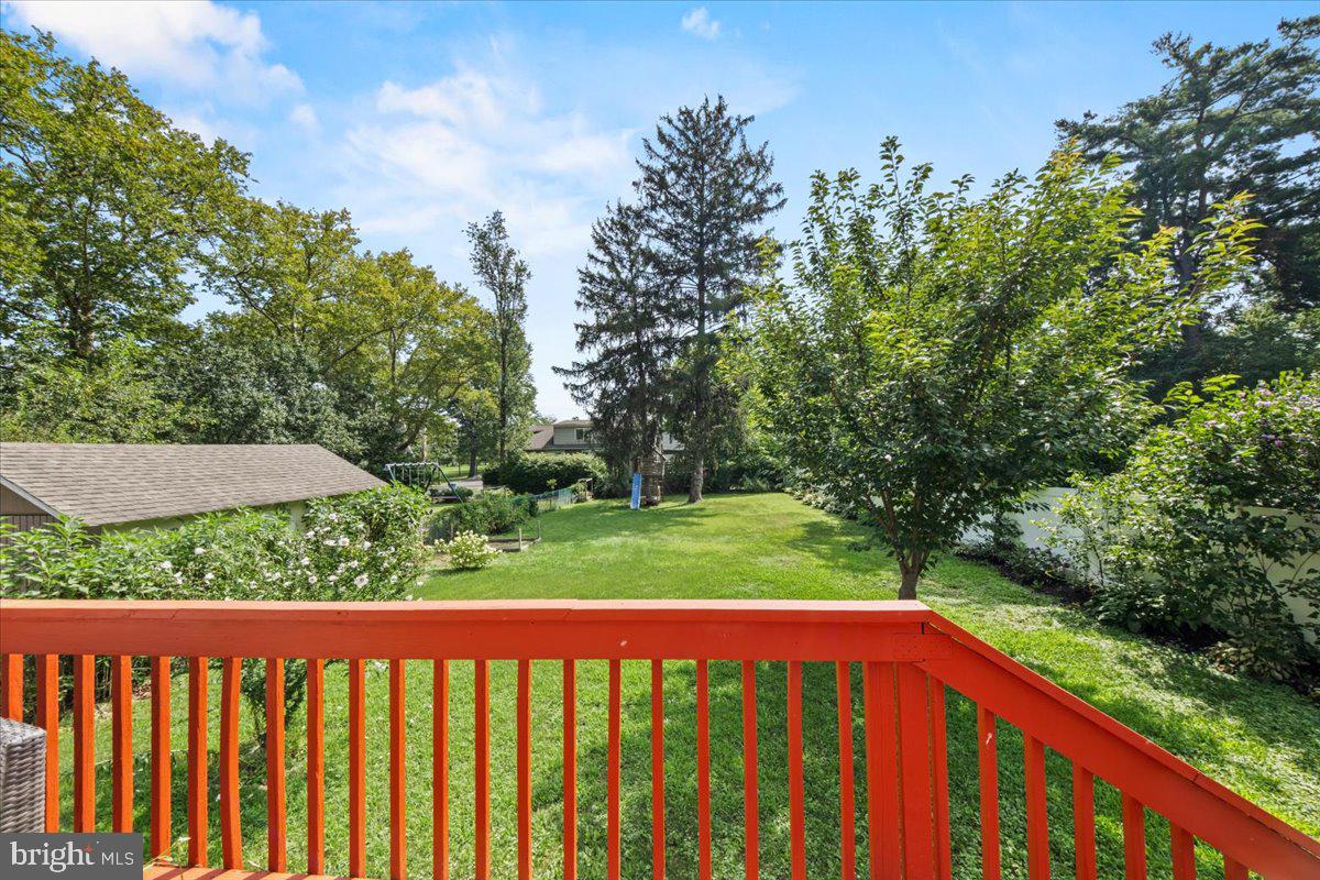 313 Fairview Avenue Moorestown, NJ 08057 - Photo 45 of 47 a view of a wooden fence