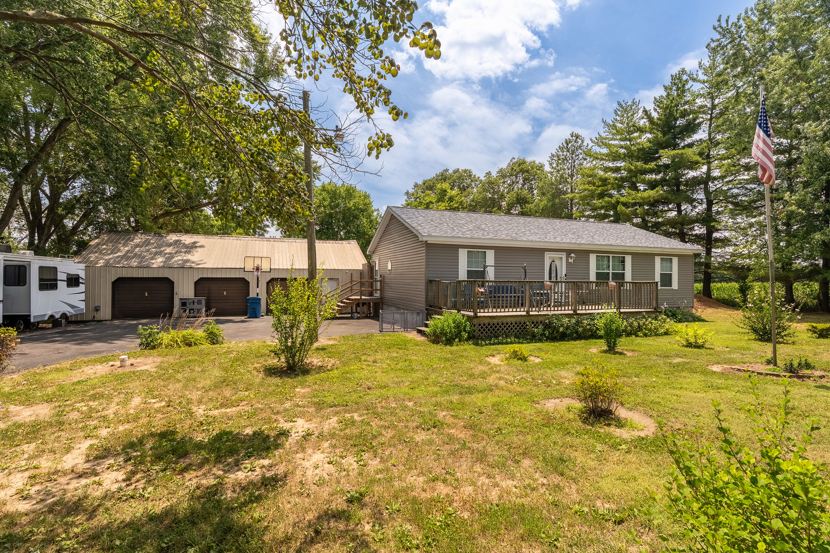 8184 Knox Road West Frankfort, IL 62896 - Photo 3 of 36