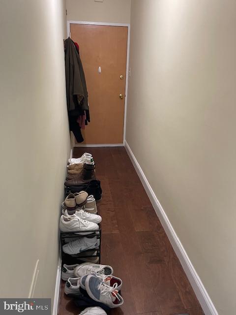 2101 Chestnut Street, Unit 504 Philadelphia, PA 19103 - Photo 23 of 28 a room with toys and wooden floor