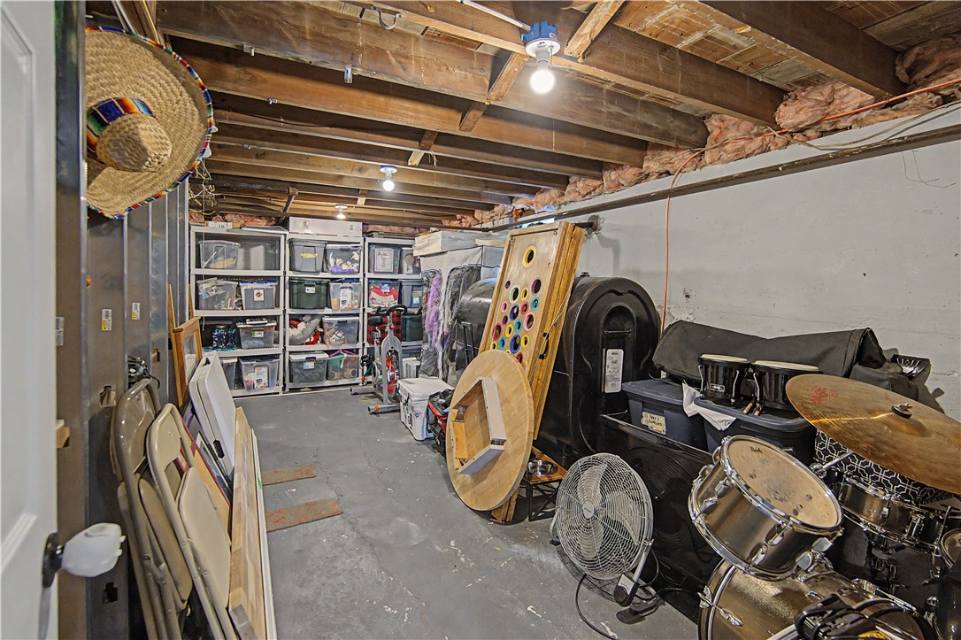 16 Edison Street Warwick, RI 02889 - Photo 19 of 26 Gallery Image 19