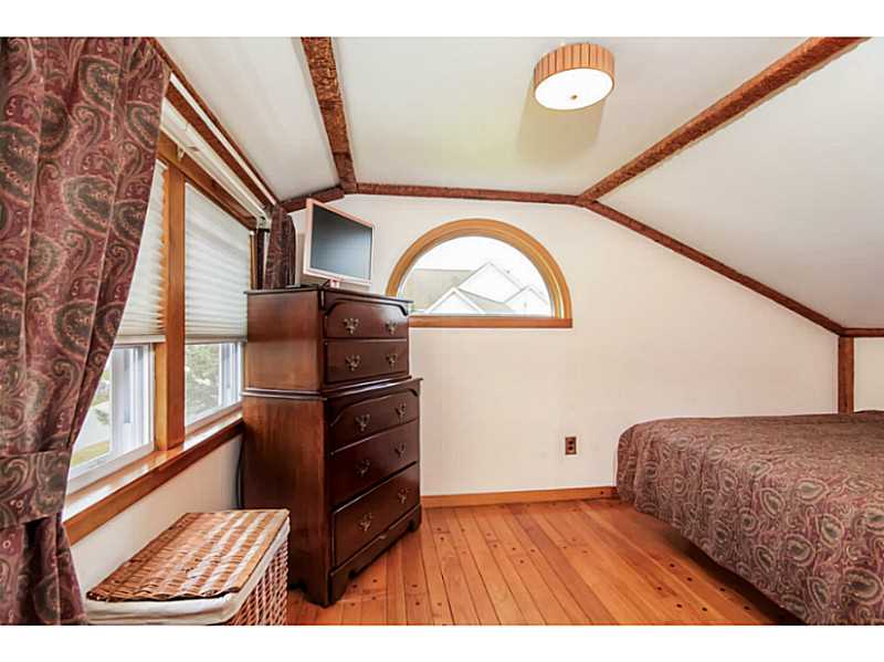 1 Major Arnold Road Narragansett, RI 02882 - Photo 17 of 25 Bedroom.
