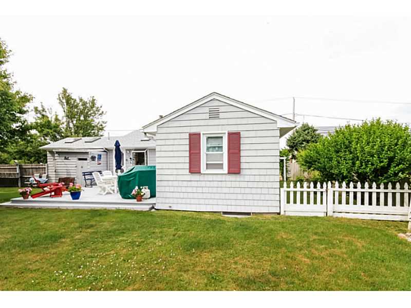 1 Major Arnold Road Narragansett, RI 02882 - Photo 23 of 25 Yard/Garden.