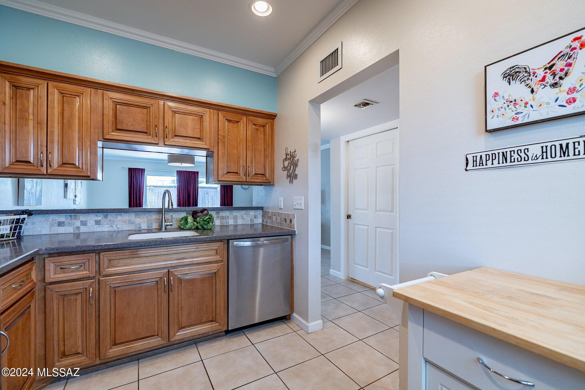 902 South Pantano Road Tucson, AZ 85710 - Photo 11 of 28 Gallery Image 11