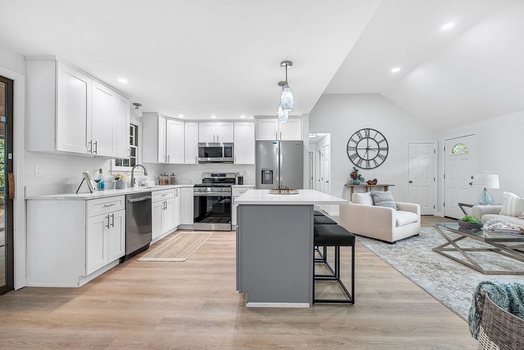 6 Black Oak Road Barnstable, MA 02648 - Photo 9 of 21