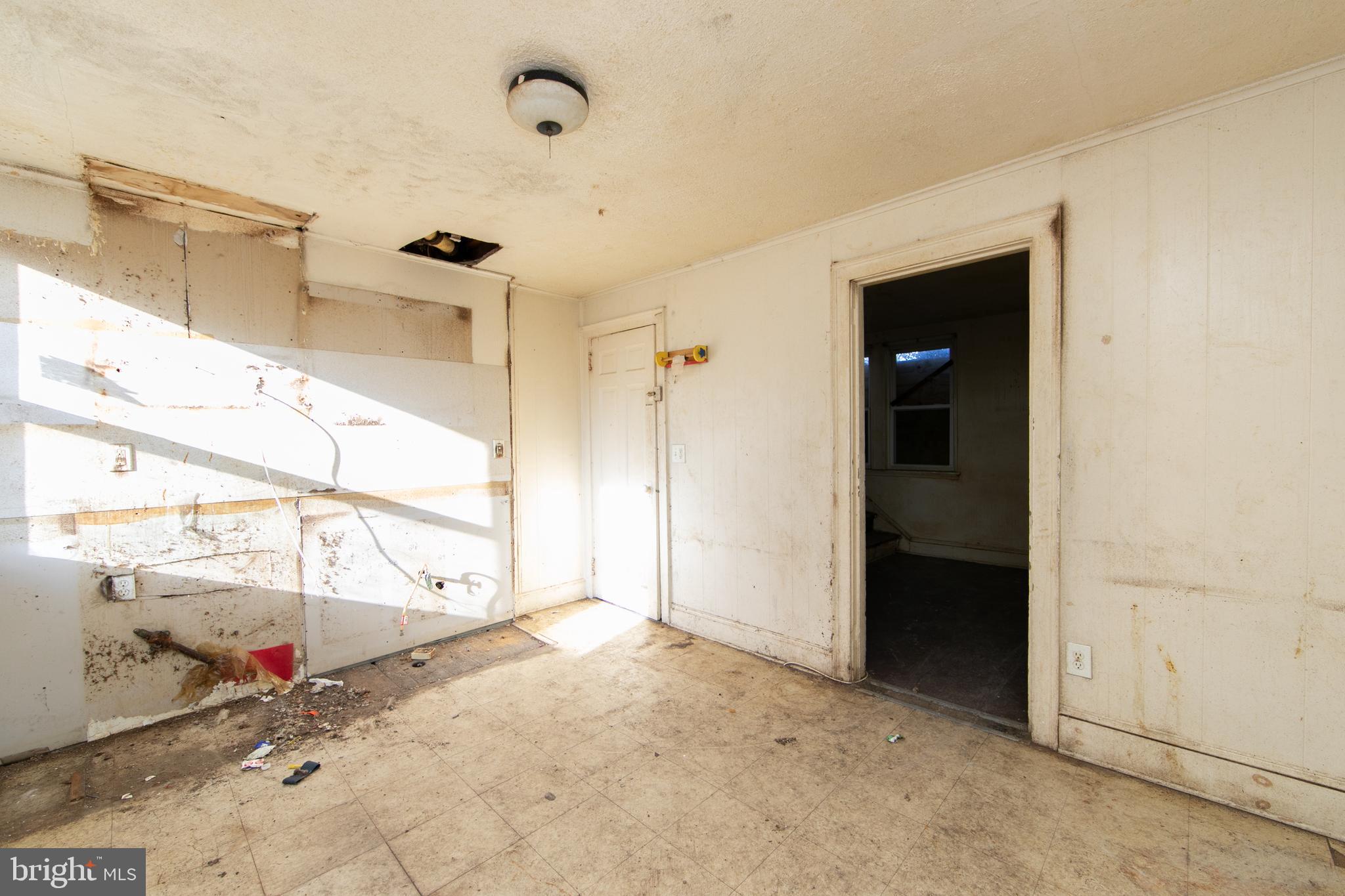 2825 North Constitution Road Camden, NJ 08104 - Photo 7 of 22