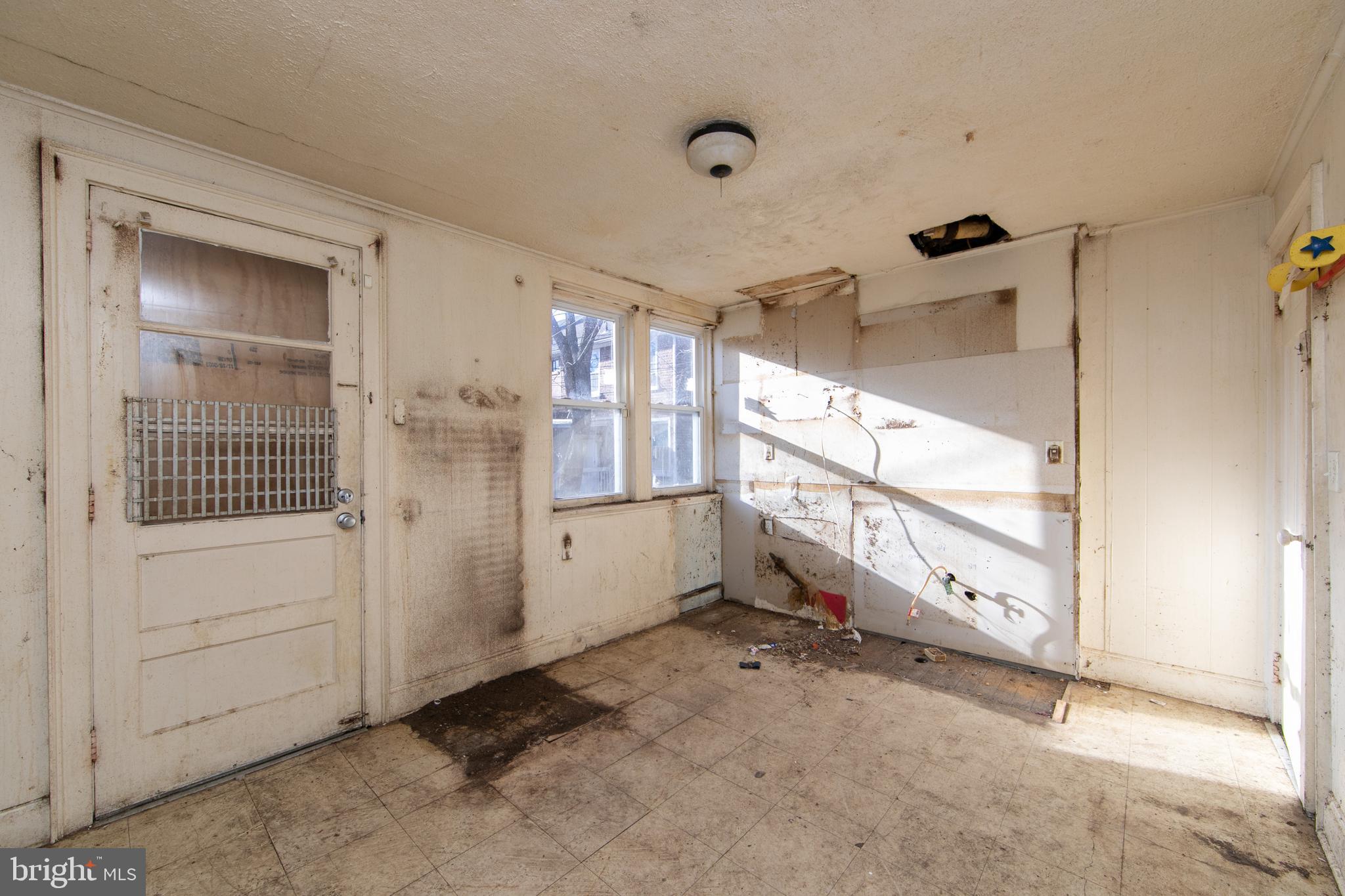 2825 North Constitution Road Camden, NJ 08104 - Photo 8 of 22