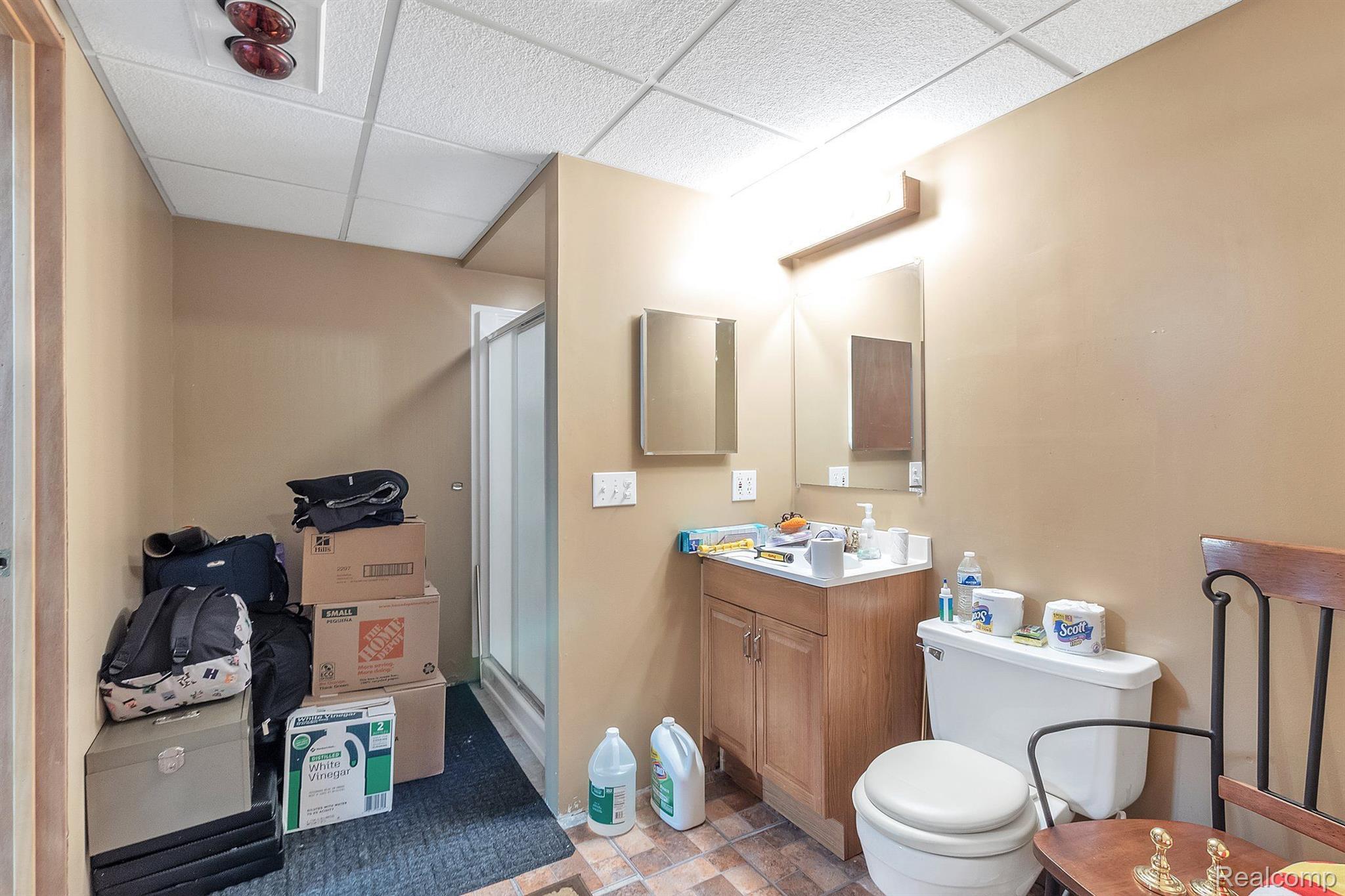 39804 Dequindre Road Sterling Heights, MI 48310 - Photo 38 of 47 Gallery Image 38