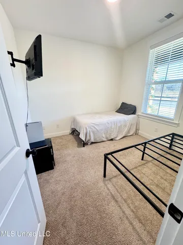 $347,900 | 612 Bolivar Drive, Nesbit, MS 38651