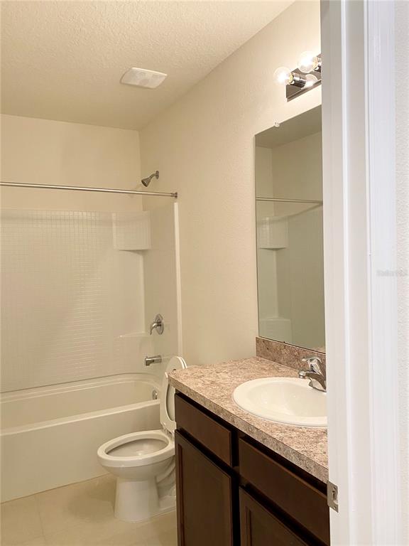 32935 Kaloko Road Wesley Chapel, FL 33543 - Photo 6 of 14