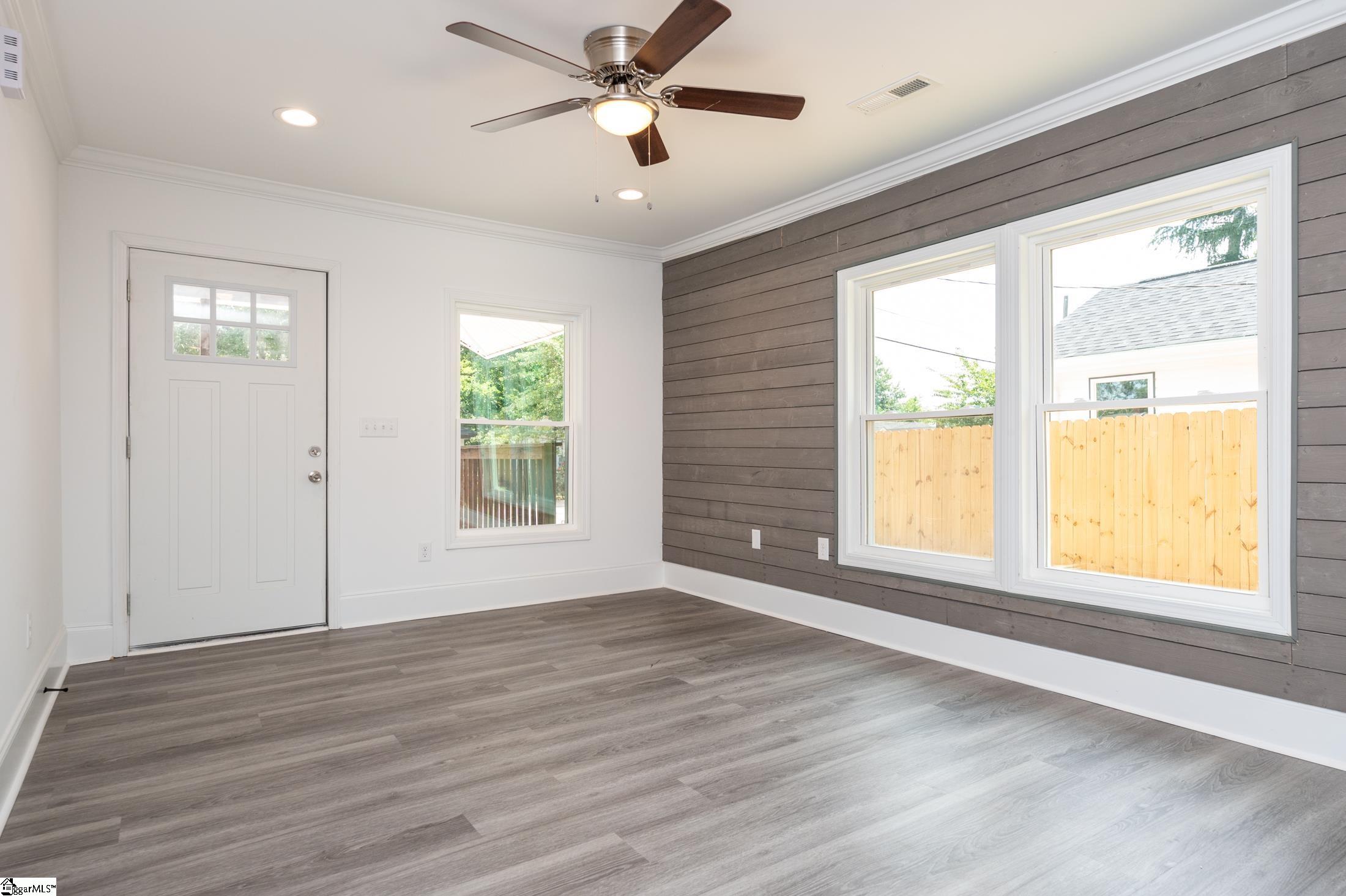 11 Judson Road Greenville, SC 29611 - Photo 2 of 19 Gallery Image 2