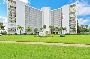 336 Golfview Road, Unit 303 North Palm Beach, FL 33408 - Photo 1 of 12 Front View