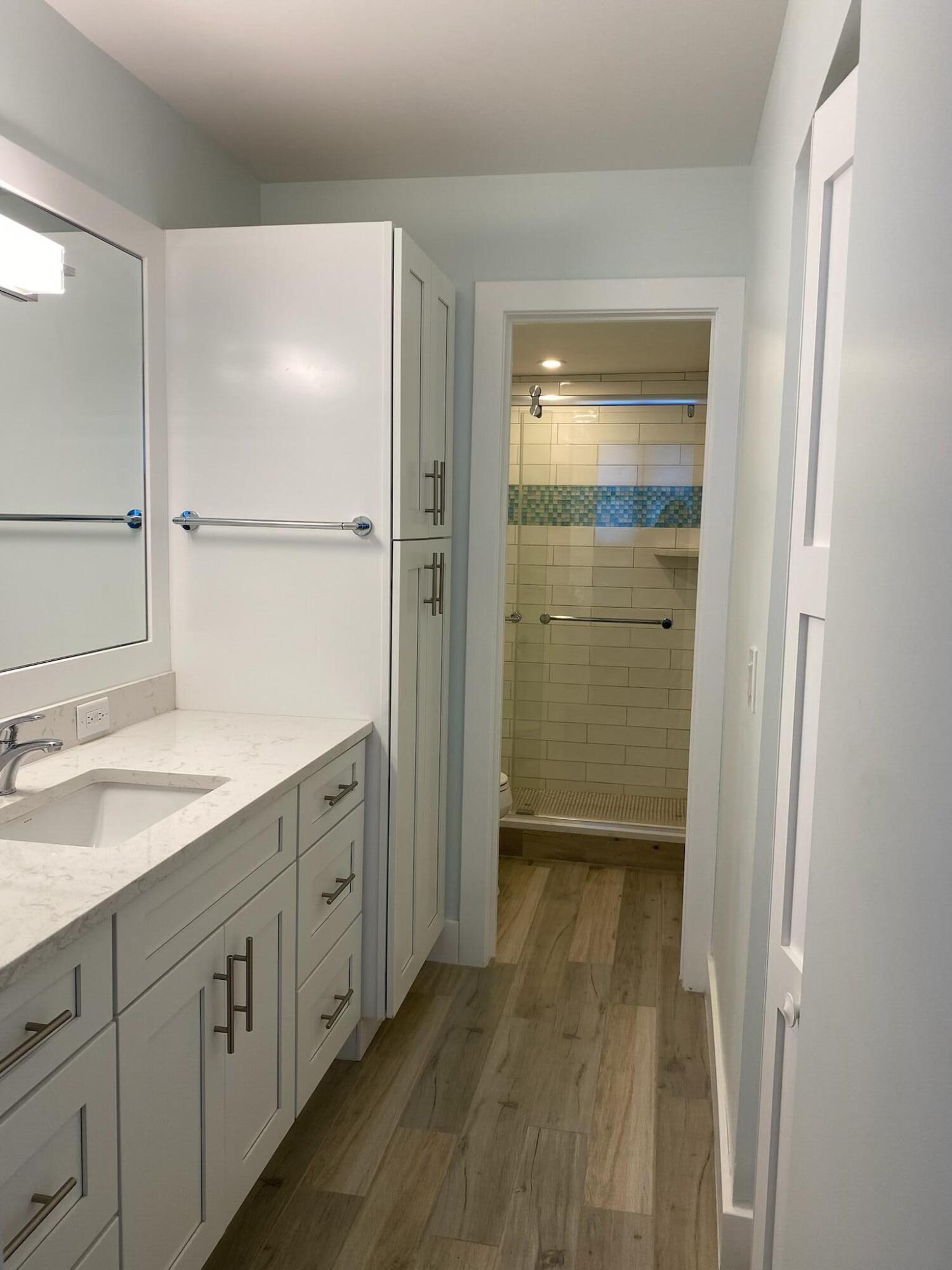 336 Golfview Road, Unit 303 North Palm Beach, FL 33408 - Photo 7 of 12 Master Bathroom