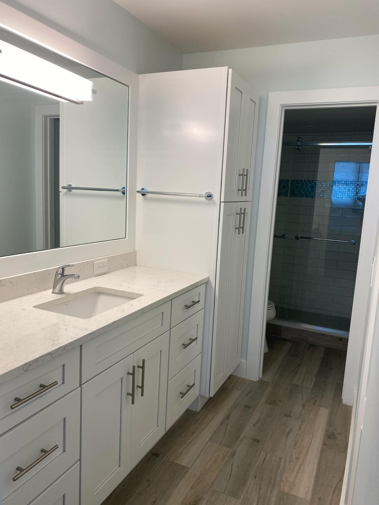 336 Golfview Road, Unit 303 North Palm Beach, FL 33408 - Photo 8 of 12 Master Bathroom 2