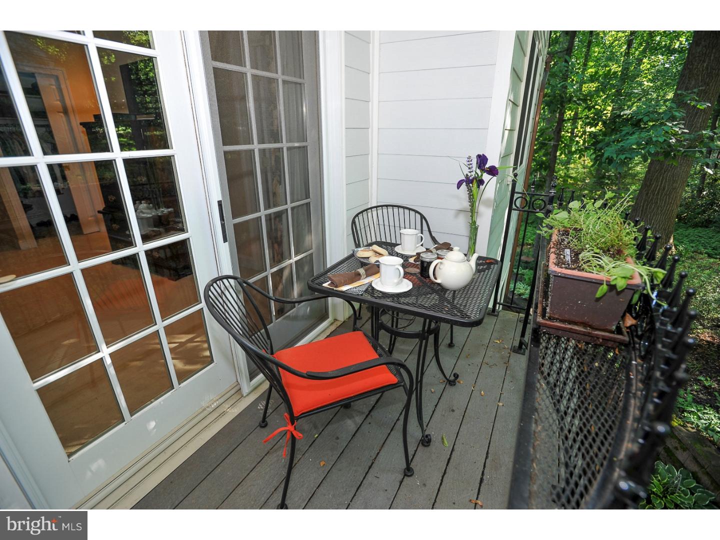 324 Woods Road Glenside, PA 19038 - Photo 20 of 25 Gallery Image 20