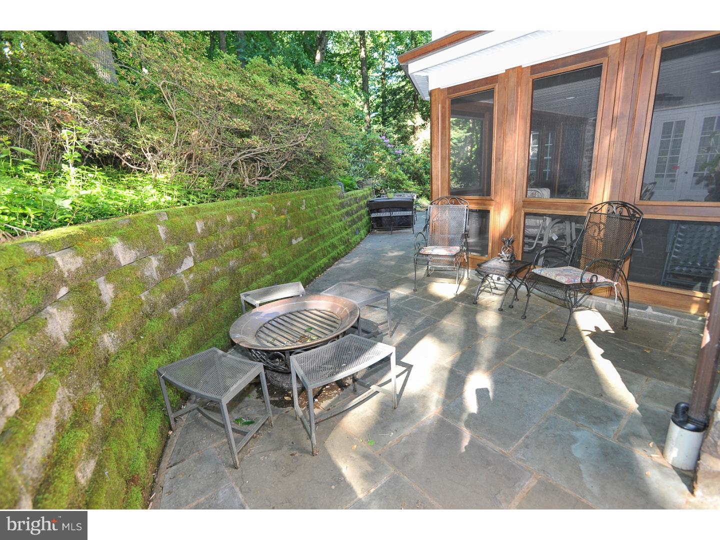 324 Woods Road Glenside, PA 19038 - Photo 8 of 25 Patio