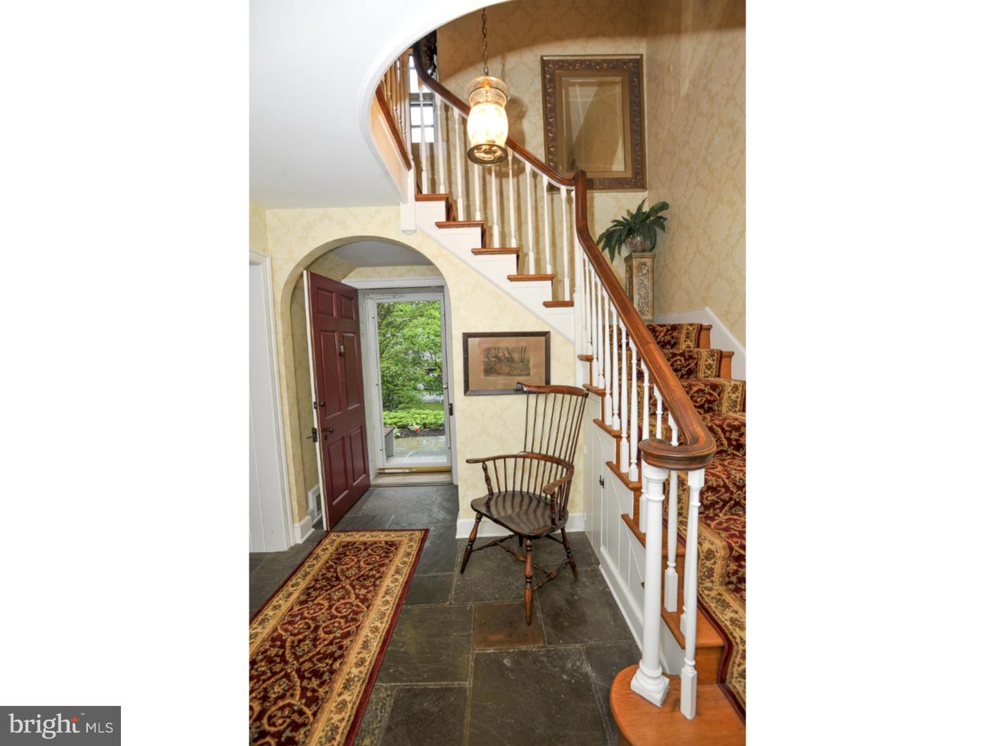 324 Woods Road Glenside, PA 19038 - Photo 10 of 25 Foyer