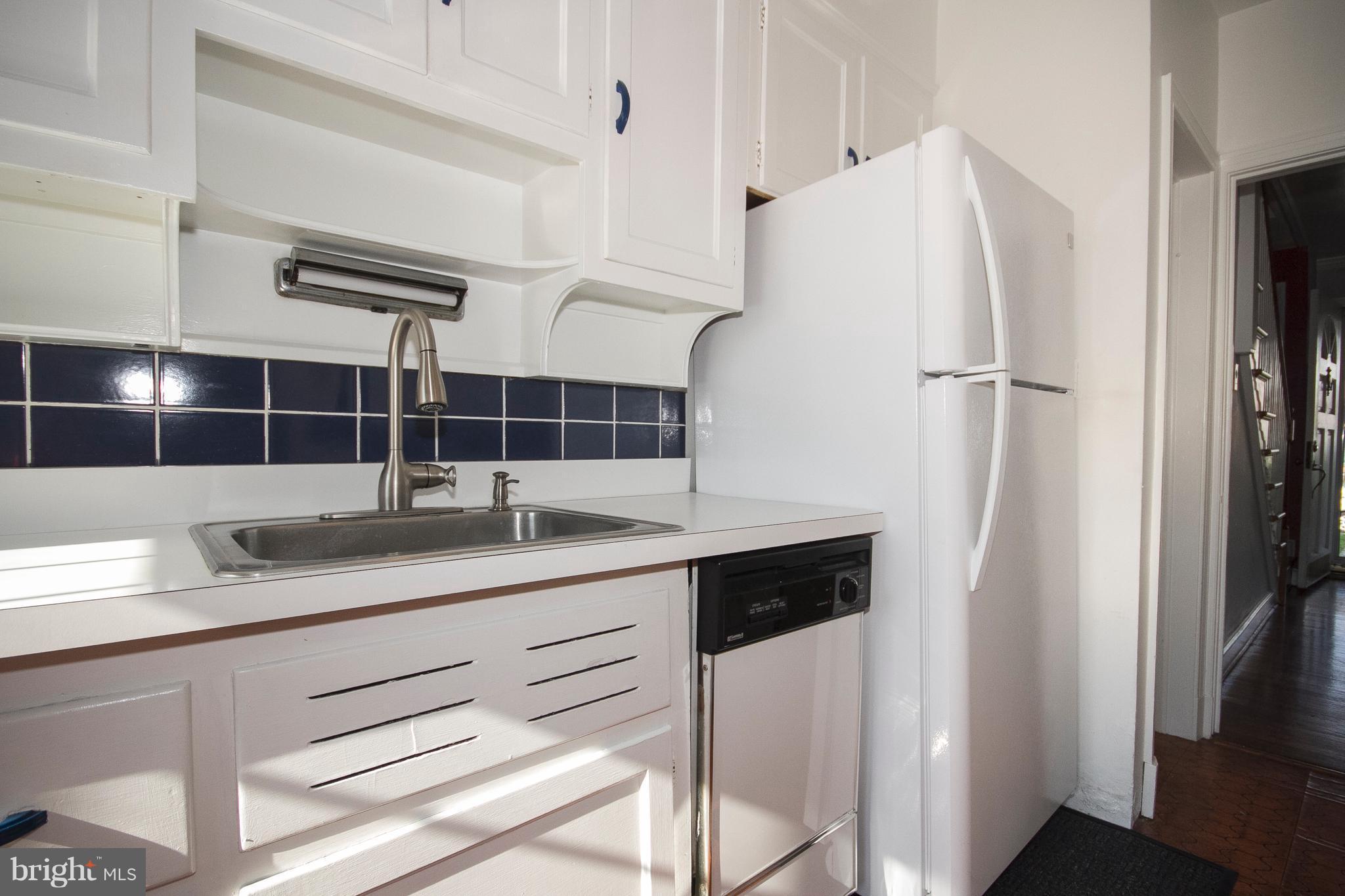 57 Burkshire Road Baltimore, MD 21286 - Photo 8 of 30 Kitchen