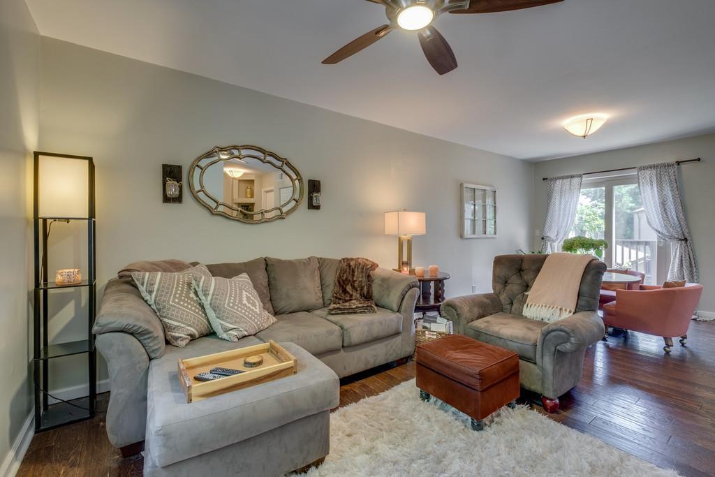 352 Summit Ridge Circle Nashville, TN 37215 - Photo 8 of 28 Gallery Image 8