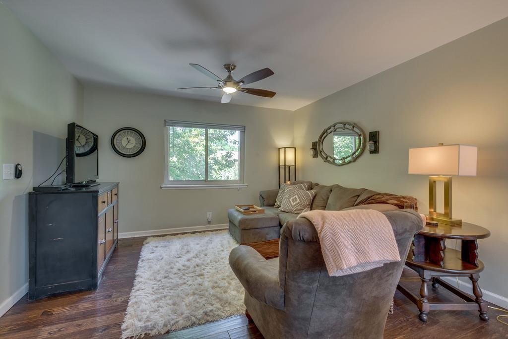 352 Summit Ridge Circle Nashville, TN 37215 - Photo 9 of 28 Gallery Image 9