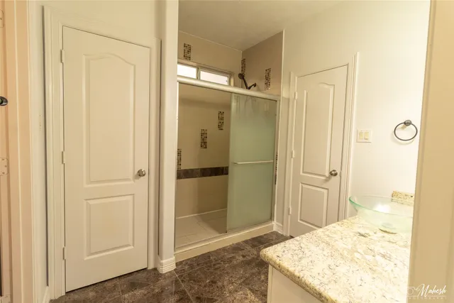 $2,200 | 10904 Panther Court, Houston, TX 77099