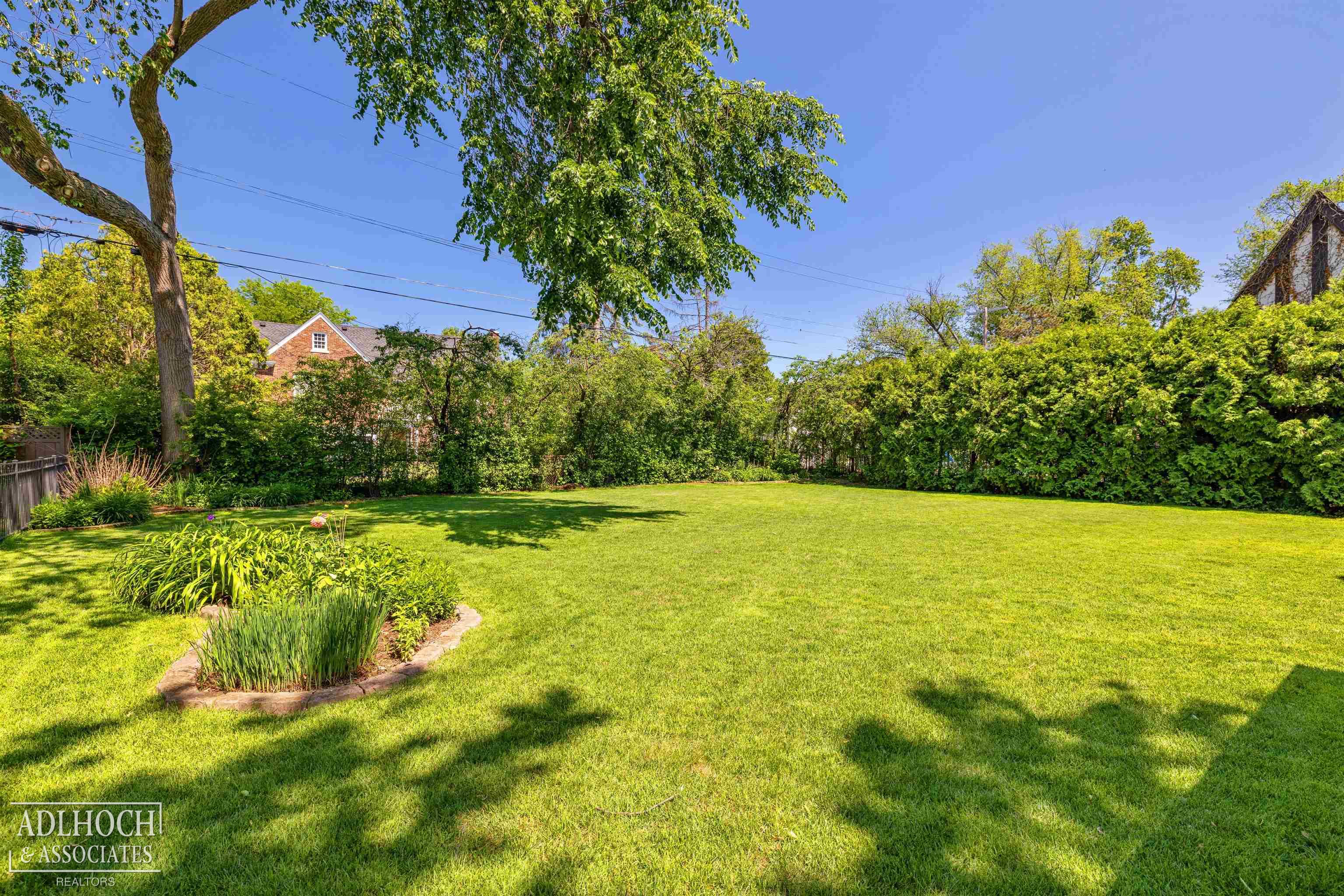 1254 Berkshire Road Grosse Pointe, MI 48230 - Photo 26 of 36