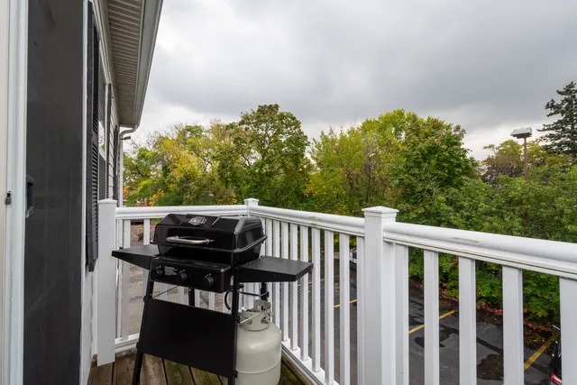 $1,650 | 532 Lake Street, Unit C, Antioch, IL 60002