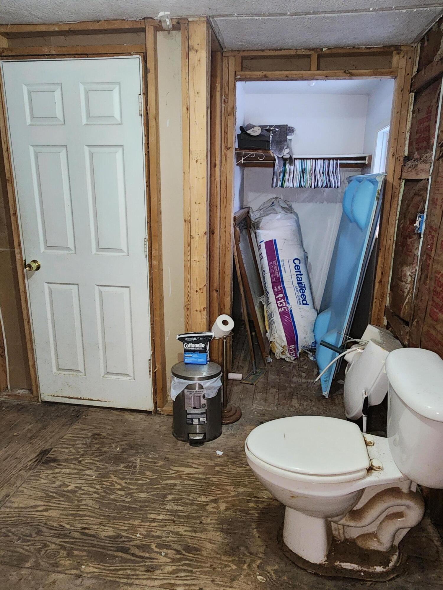 71263 State Line Road Edwardsburg, MI 49112 - Photo 22 of 30 20240122_155903