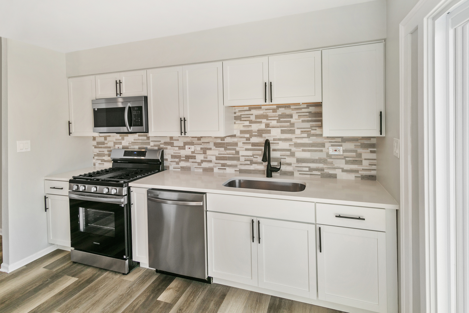 655 Sullivan Lane University Park, IL 60484 - Photo 5 of 24